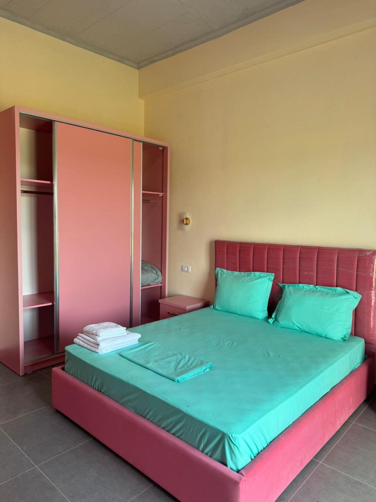 Hotel 'villa Roza' By Agroturizem 'ke Ara E Tares' Bisht Kamez